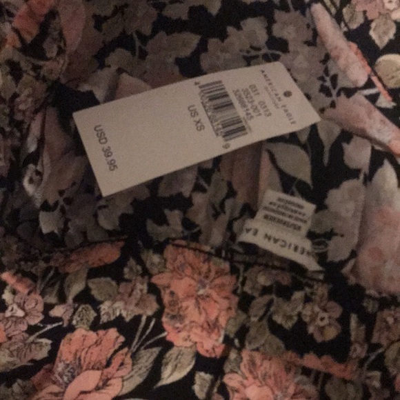 NWT American eagle skirt - Picture 2 of 2